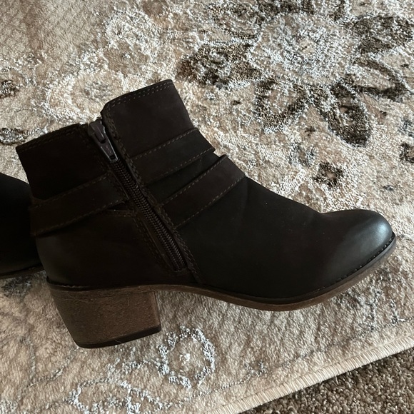♥️♥️Sonoma short boots - size 8.5 M♥️♥️ - Picture 5 of 7